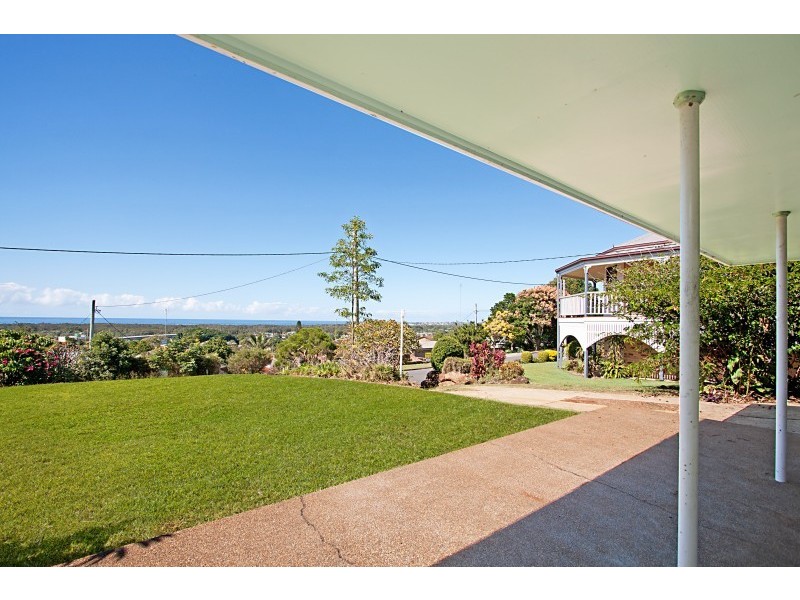 9 Pacific Drive, Banora Point NSW 2486