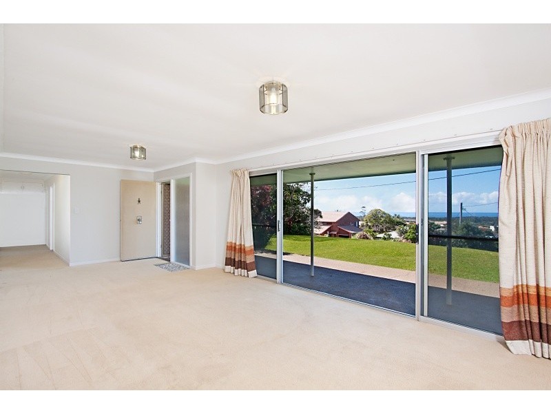 9 Pacific Drive, Banora Point NSW 2486