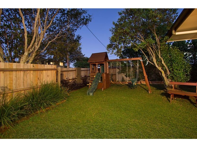24 Laura Street, Banora Point NSW 2486