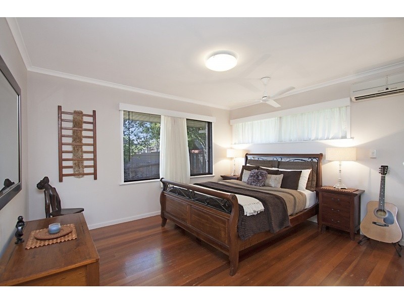 24 Laura Street, Banora Point NSW 2486