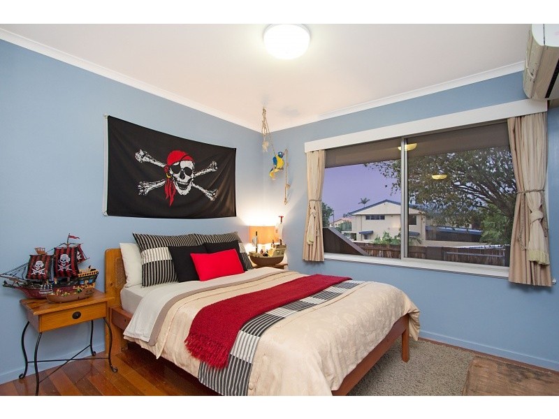 24 Laura Street, Banora Point NSW 2486