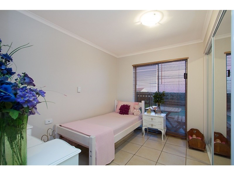 24 Laura Street, Banora Point NSW 2486