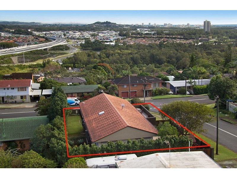 24 Laura Street, Banora Point NSW 2486