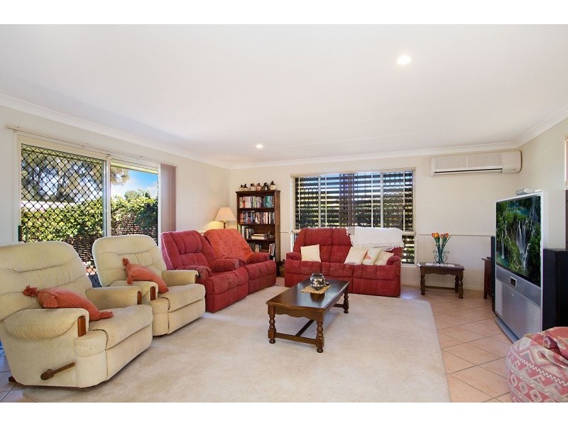 34 Riviera Avenue, Tweed Heads West NSW 2485