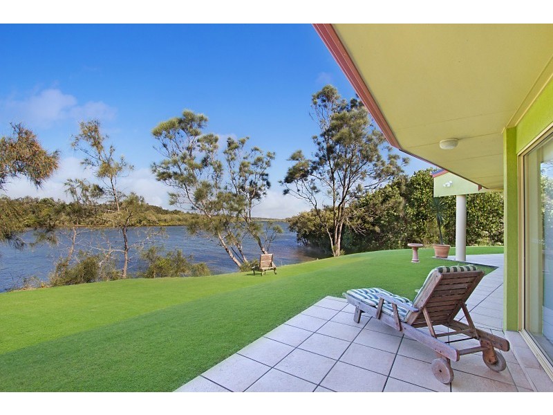 77 Overall Drive, Pottsville NSW 2489