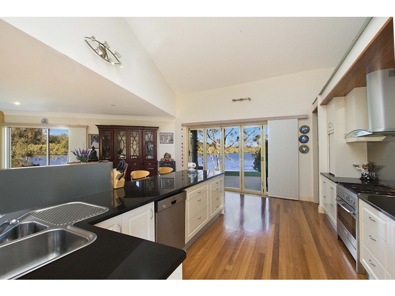 77 Overall Drive, Pottsville NSW 2489