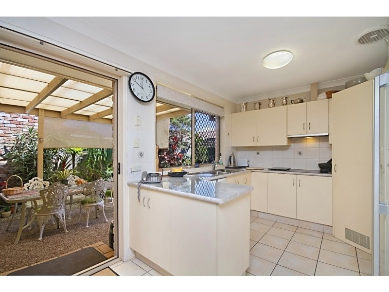 1/19 Riversdale Boulevard, Banora Point NSW 2486