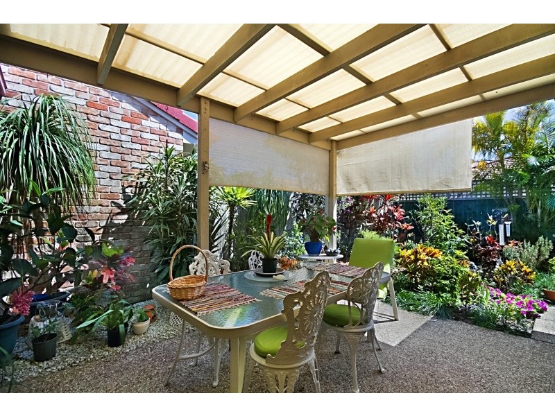 1/19 Riversdale Boulevard, Banora Point NSW 2486