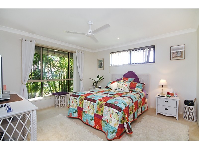 1/19 Riversdale Boulevard, Banora Point NSW 2486