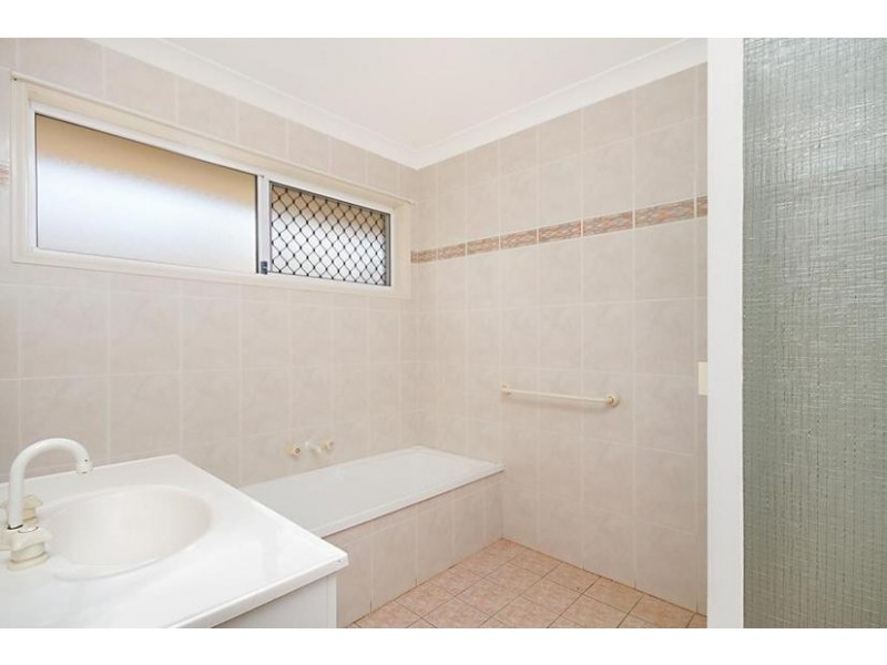 51 Clonakilty Close, Banora Point NSW 2486