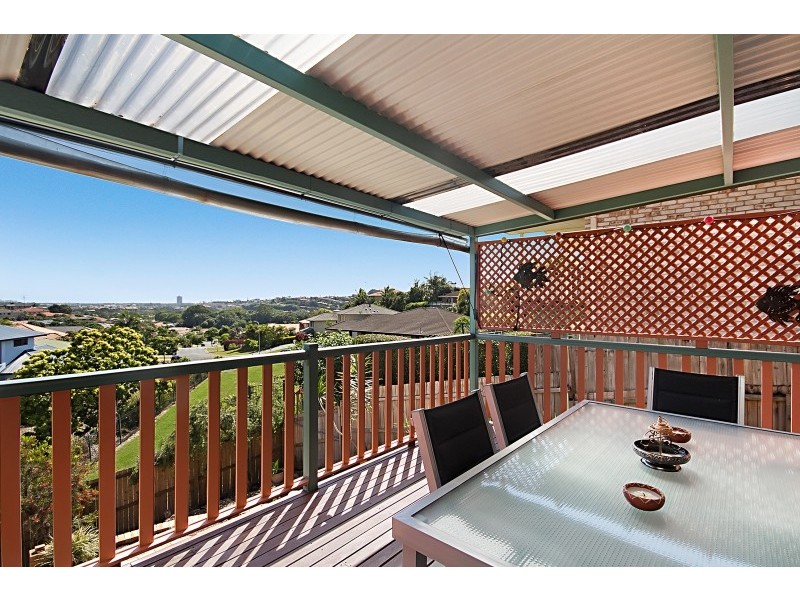 7 Rosslea Court, Banora Point NSW 2486