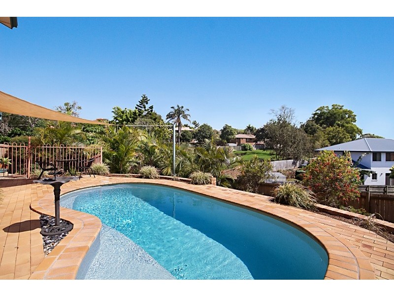 7 Rosslea Court, Banora Point NSW 2486