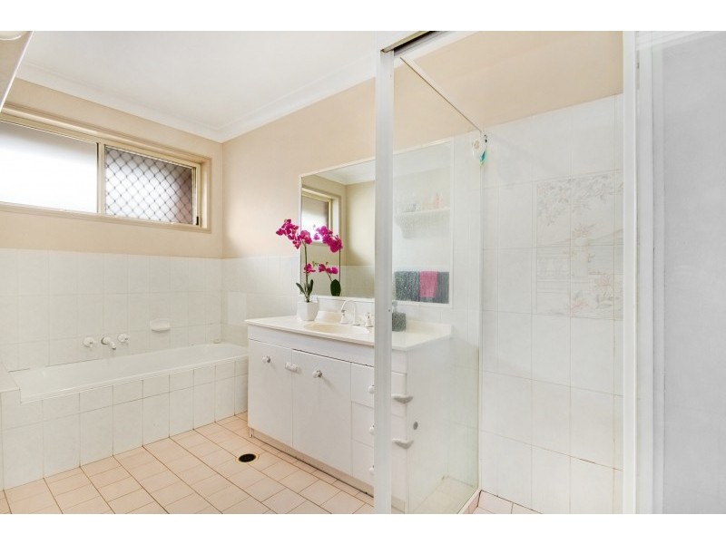 2/24 Manuka Road, Banora Point NSW 2486