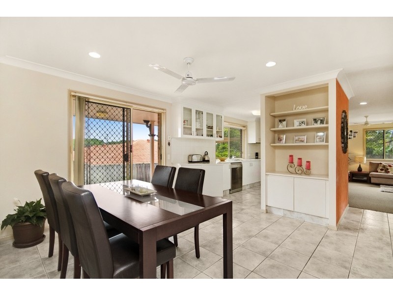 2/24 Manuka Road, Banora Point NSW 2486