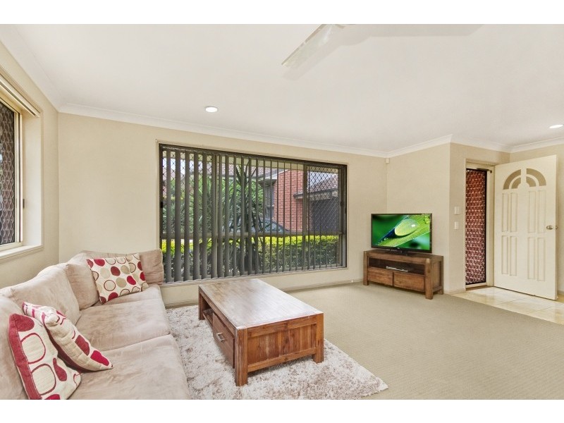 2/24 Manuka Road, Banora Point NSW 2486