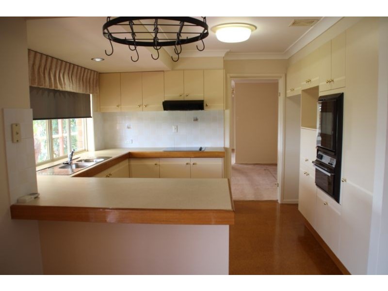 17 Castlecrag Avenue, Banora Point NSW 2486