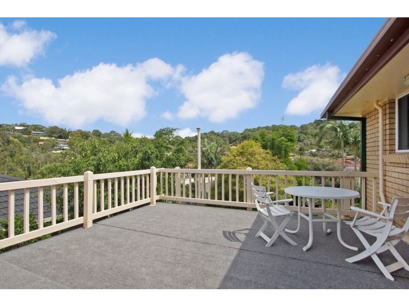 104 Lochlomond Drive, Banora Point NSW 2486