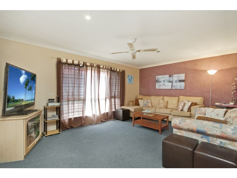 2/44 Clonakilty Close, Banora Point NSW 2486