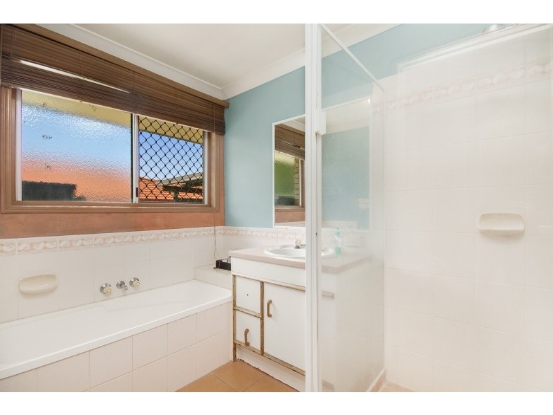 2/44 Clonakilty Close, Banora Point NSW 2486