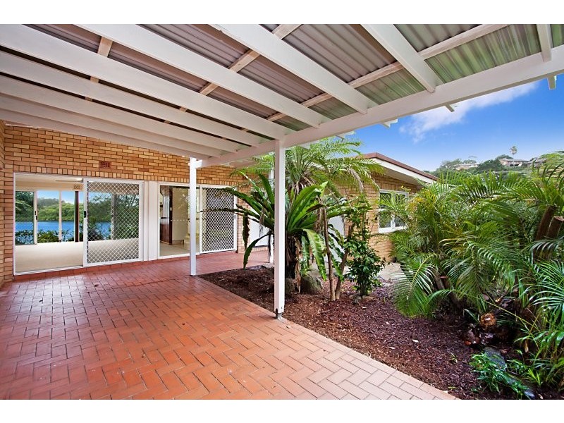4 Barellan Drive, Banora Point NSW 2486