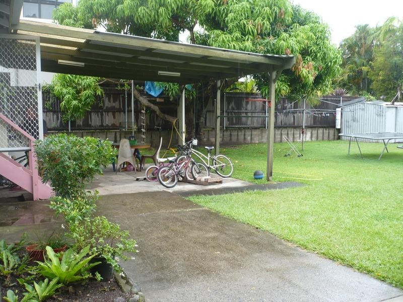 18 Kirkwood Road, Tweed Heads South NSW 2486