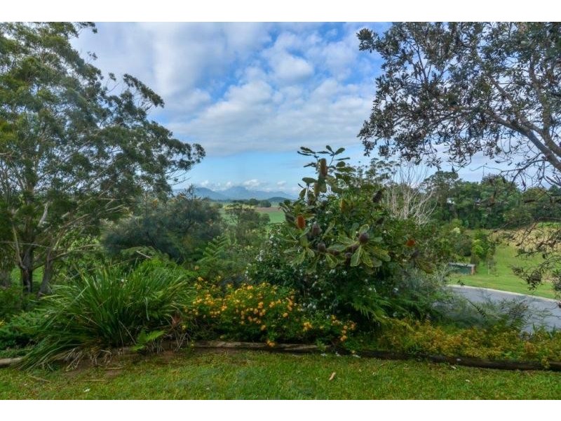 2 Bloodwood Place, Nunderi NSW 2484