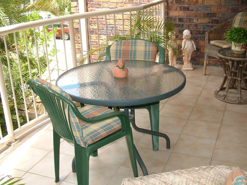 11/9 Ocean Street, Kirra QLD 4225