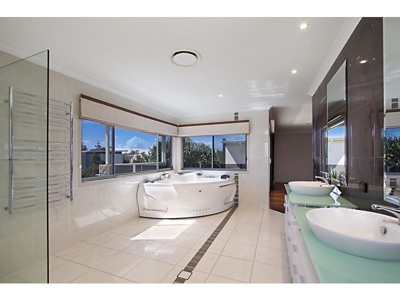 18 Angourie Street, Kingscliff NSW 2487