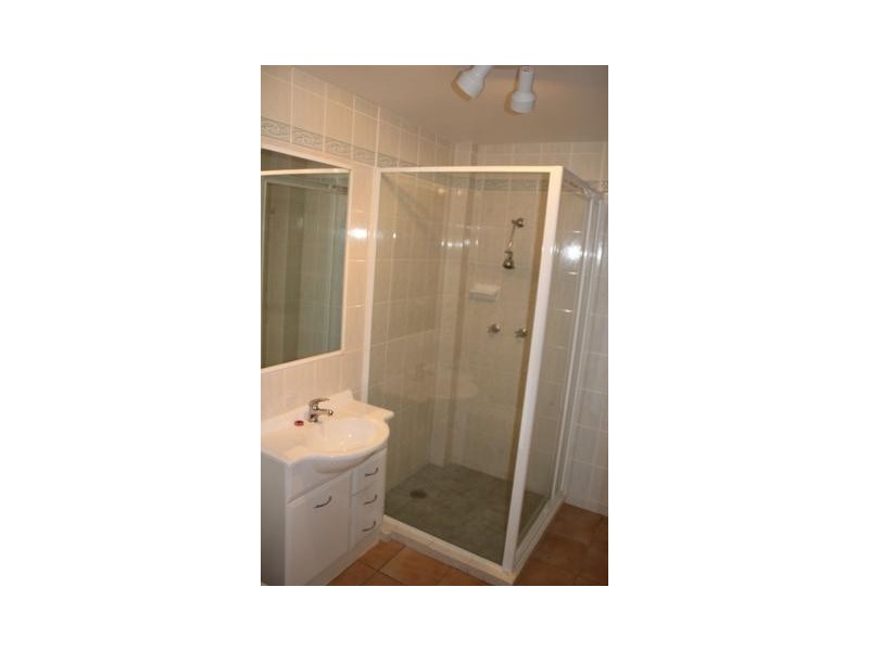 2//104 Lochlomond Drive, Banora Point NSW 2486