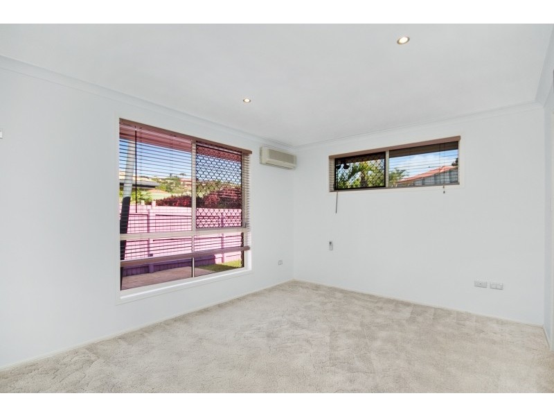 2/242 Darlington Drive, Banora Point NSW 2486