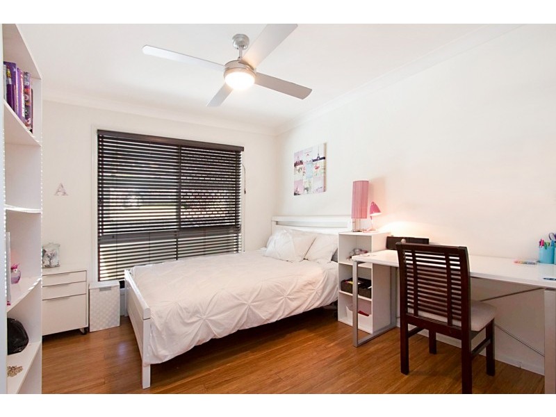 25 Honeymyrtle Drive, Banora Point NSW 2486