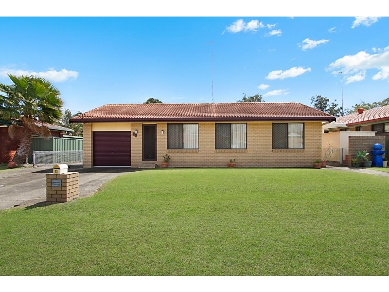 32 Blundell Blvd, Tweed Heads South NSW 2486