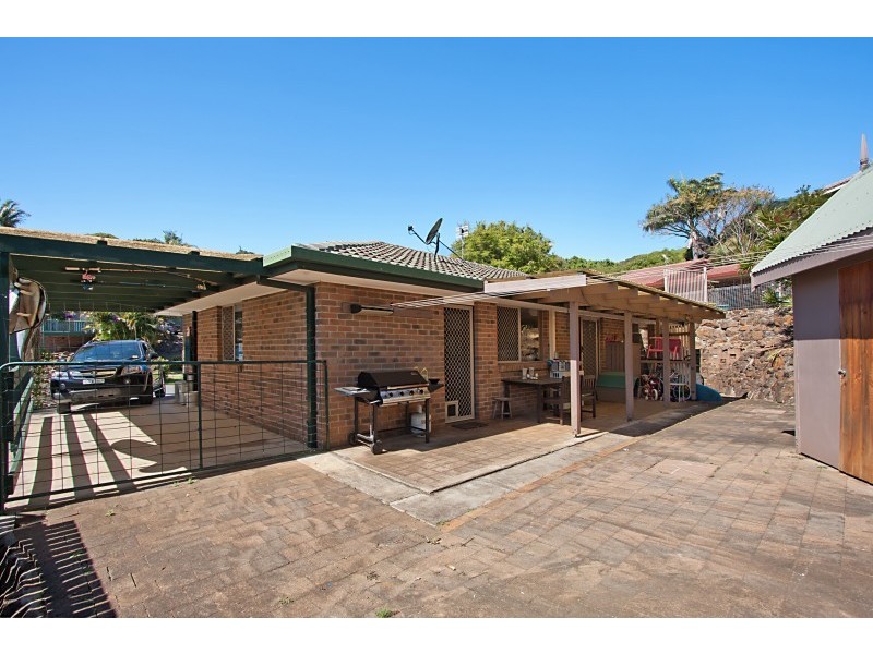 11 Toolona Avenue, Banora Point NSW 2486