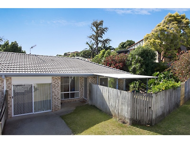 2/21 Lochlomond Drive, Banora Point NSW 2486