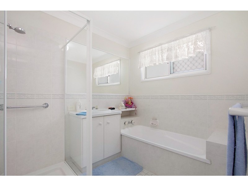 2/15-19 Alexander Court, Tweed Heads South NSW 2486