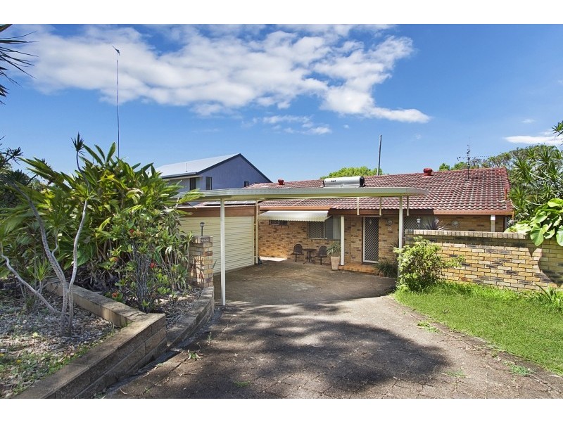 22 Bluegum Blvd, Banora Point NSW 2486