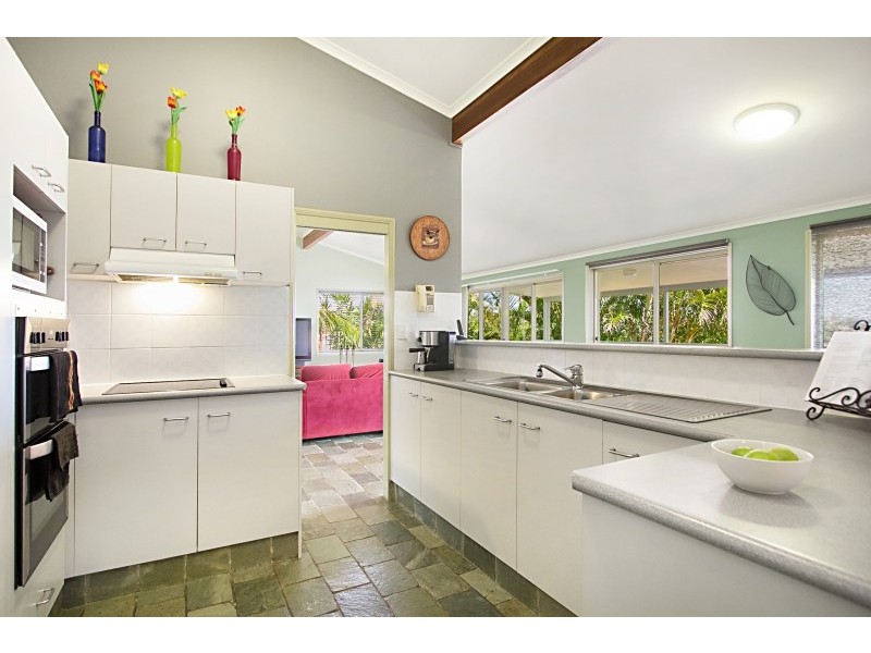 13 Clonakilty Close, Banora Point NSW 2486