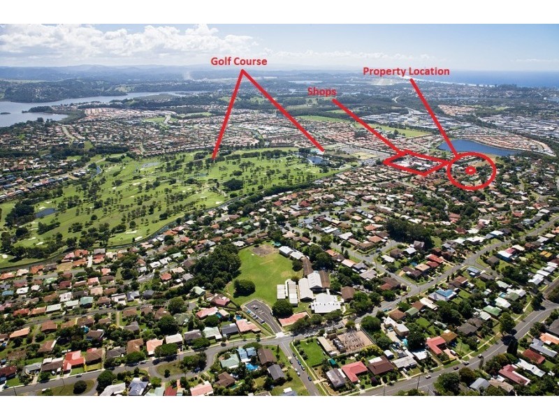 8 Muirfield Place, Banora Point NSW 2486