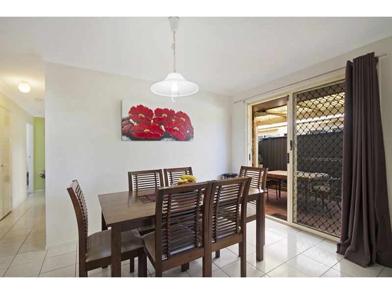 2/25 Covent Gardens Way, Banora Point NSW 2486