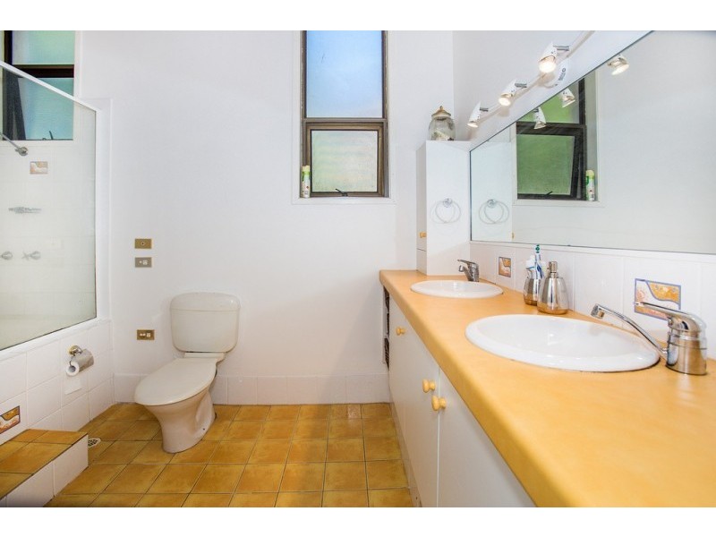 25 Ridgeway Street, Tweed Heads South NSW 2486