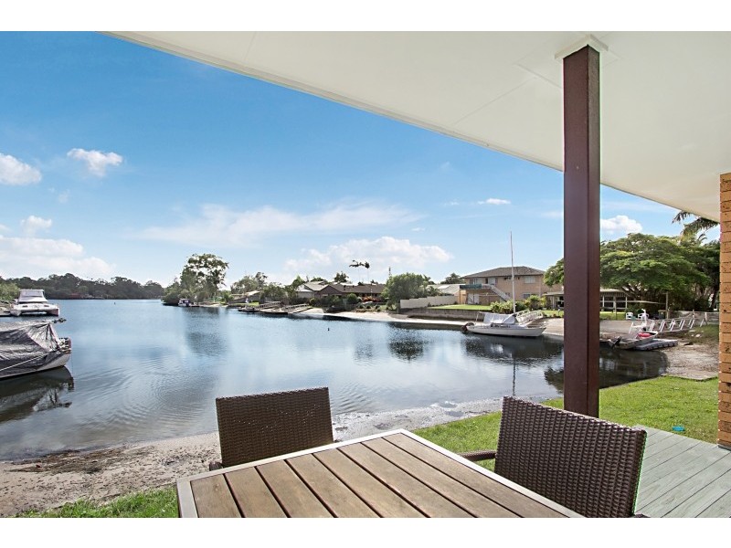 1/25 The Lakes Drive, Tweed Heads West NSW 2485