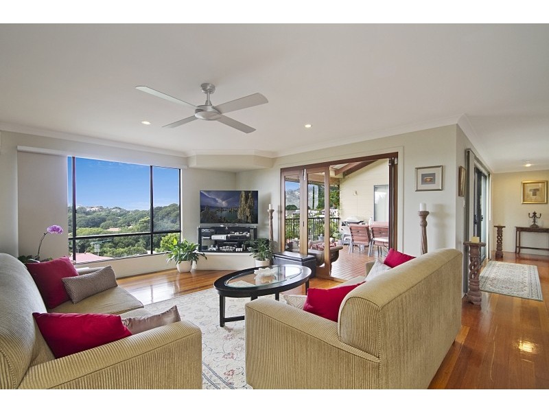 9 Tyrone Terrace, Banora Point NSW 2486