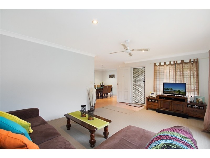 2/44 Clonakilty Close, Banora Point NSW 2486