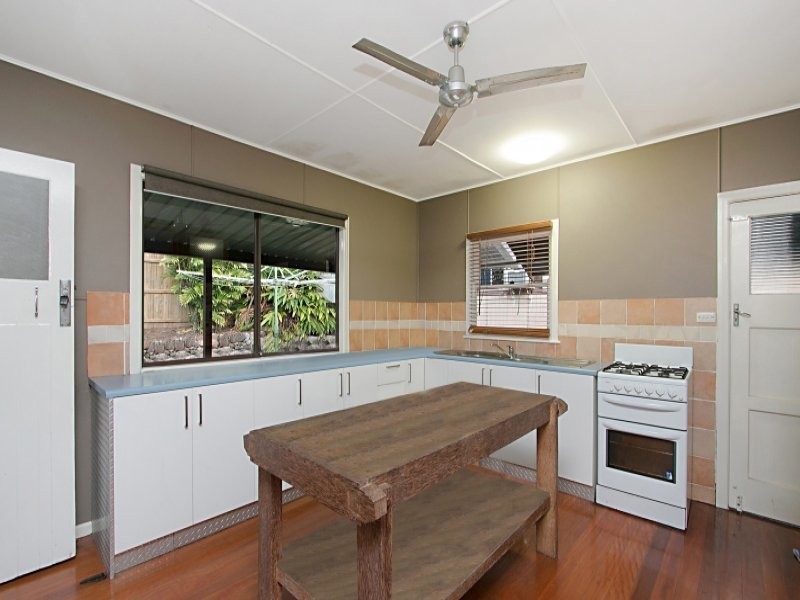 56 Ballow Street, Coolangatta QLD 4225