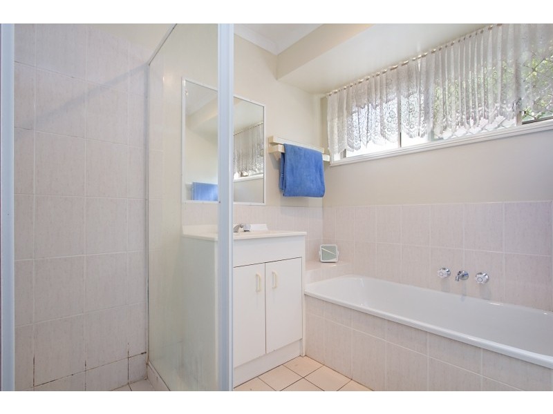 18 Lillypilly Drive, Banora Point NSW 2486