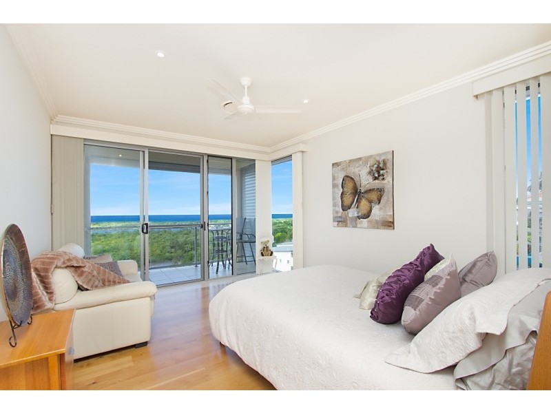 10 Walter Crescent, Banora Point NSW 2486