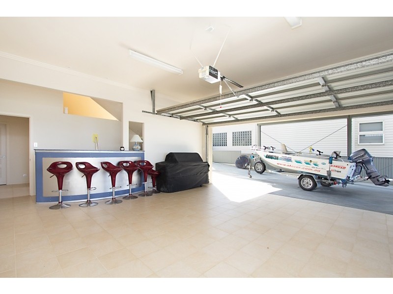10 Walter Crescent, Banora Point NSW 2486
