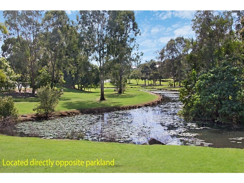 2/51 Kildare Drive, Banora Point NSW 2486