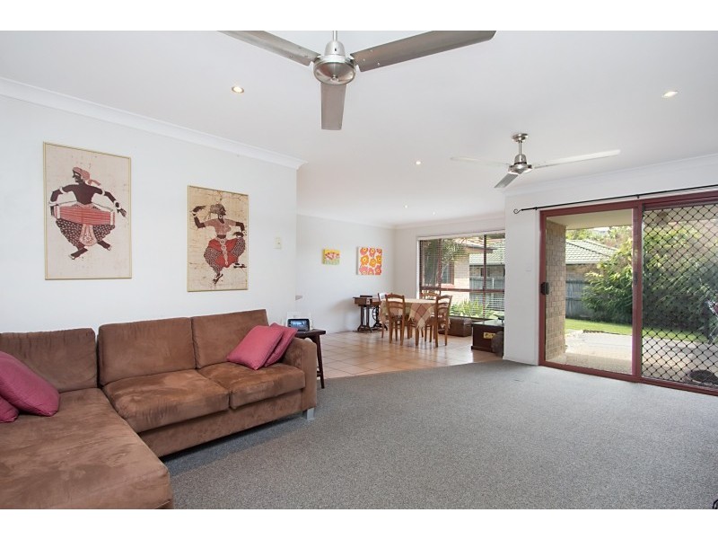 2/51 Kildare Drive, Banora Point NSW 2486