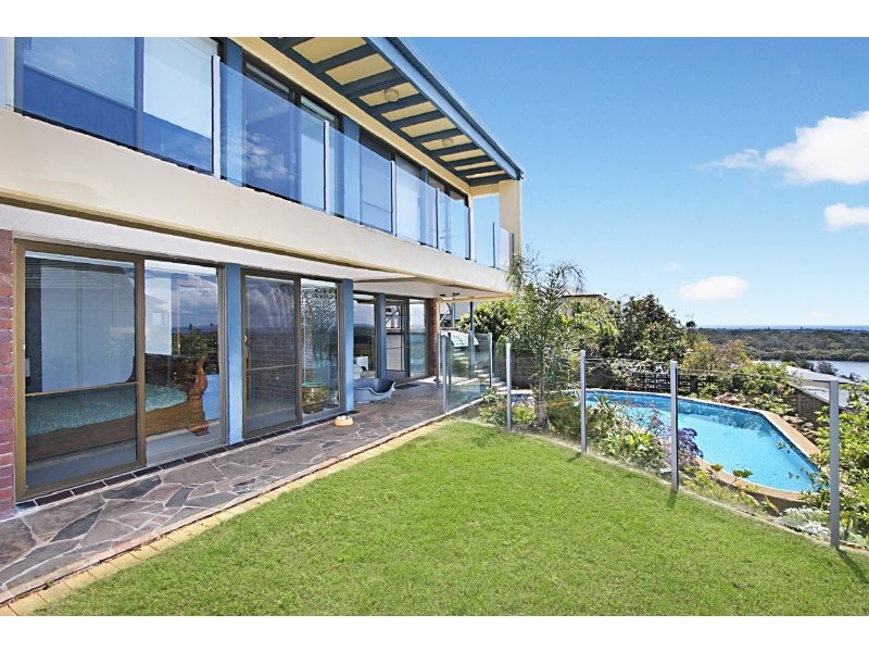 16 Walter Crescent, Banora Point NSW 2486